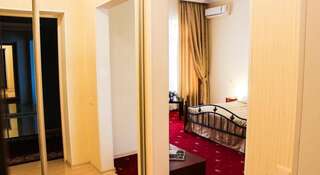 Гостиница Galar Hall Славянск-на-Кубани Стандартный двухместный номер с 1 кроватью-9